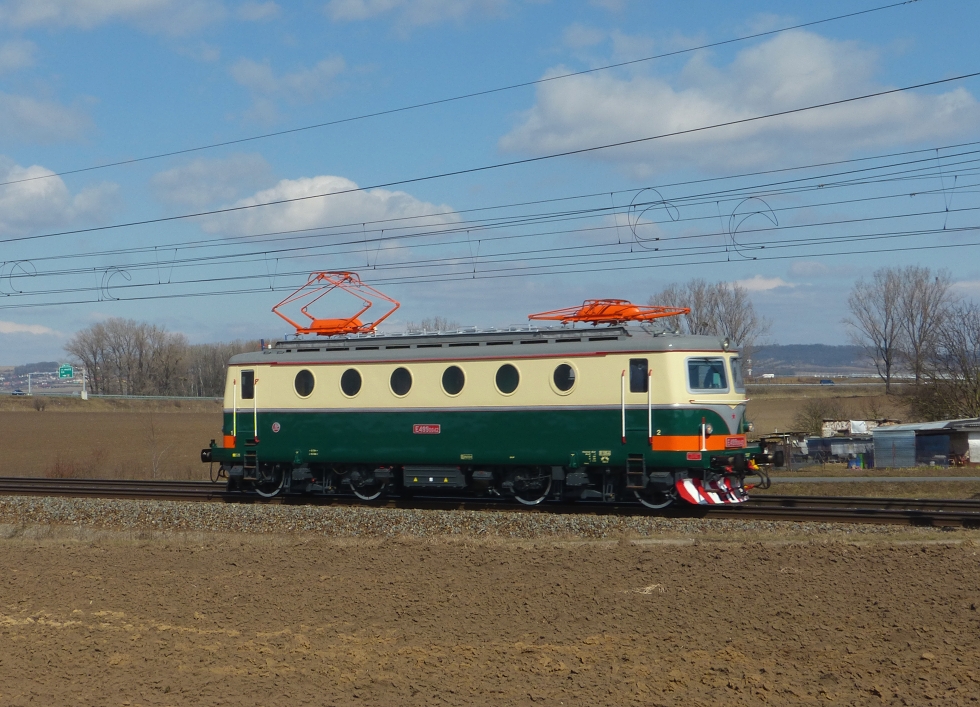 140 042-3