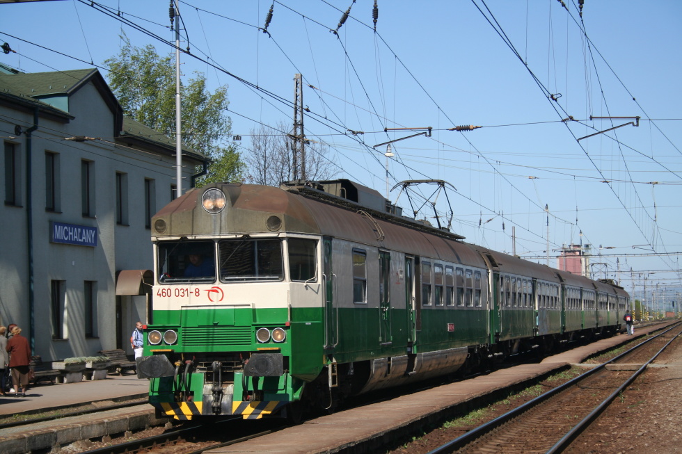 460 031-8
