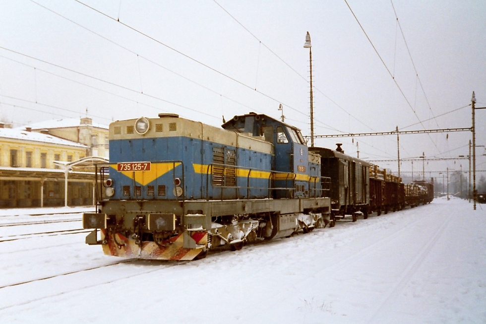 735 125-7