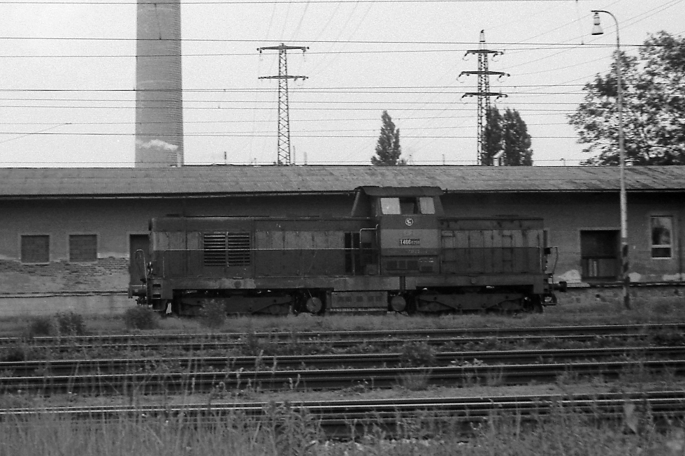 735 258-6