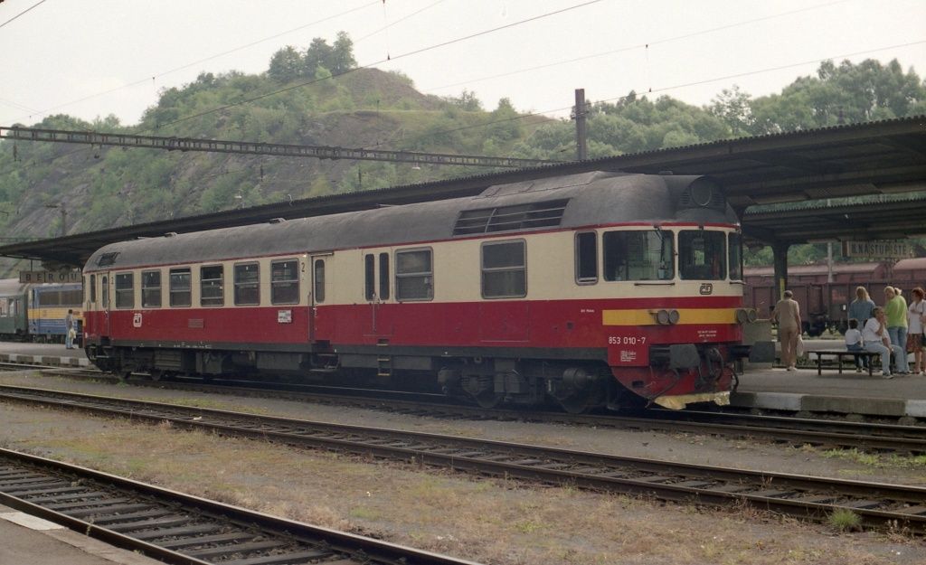 853 010-7