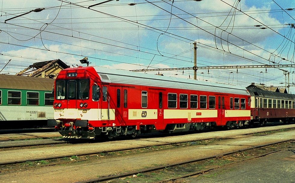 843 018-3