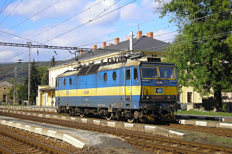 363 004-3