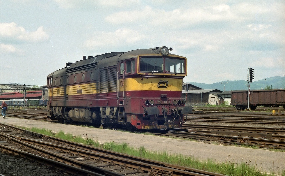 750 311-3