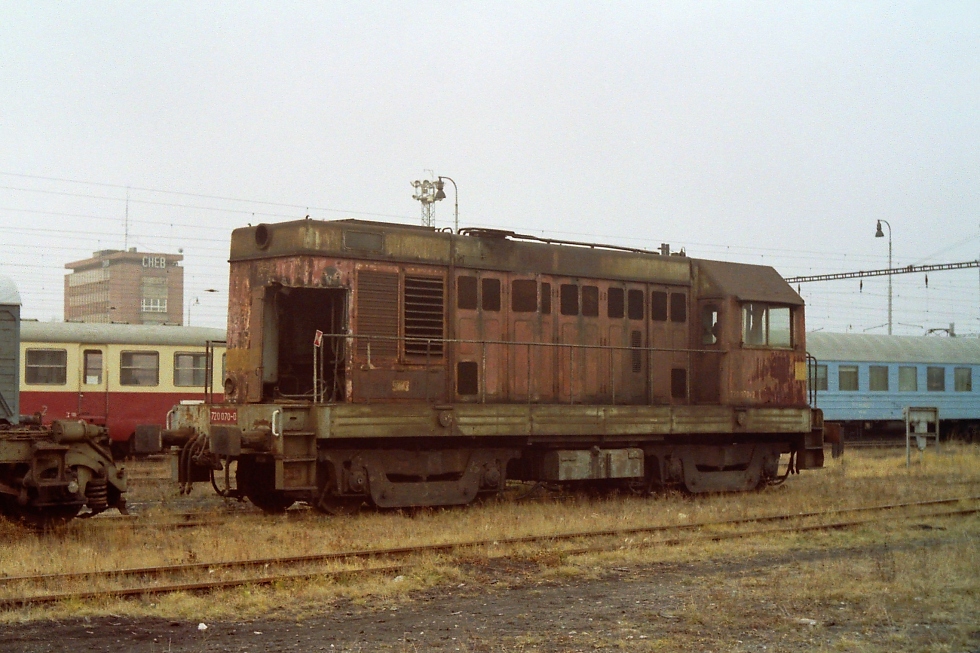 720 070-2