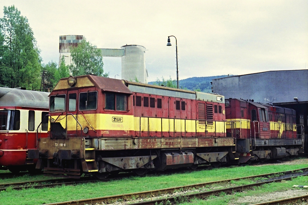 721 118-8