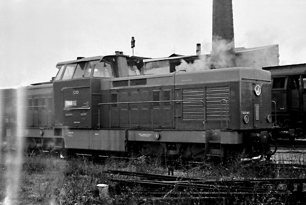 T444.1025