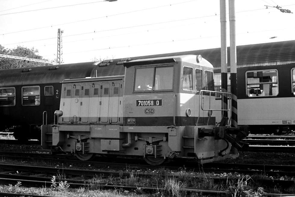 701 058-0