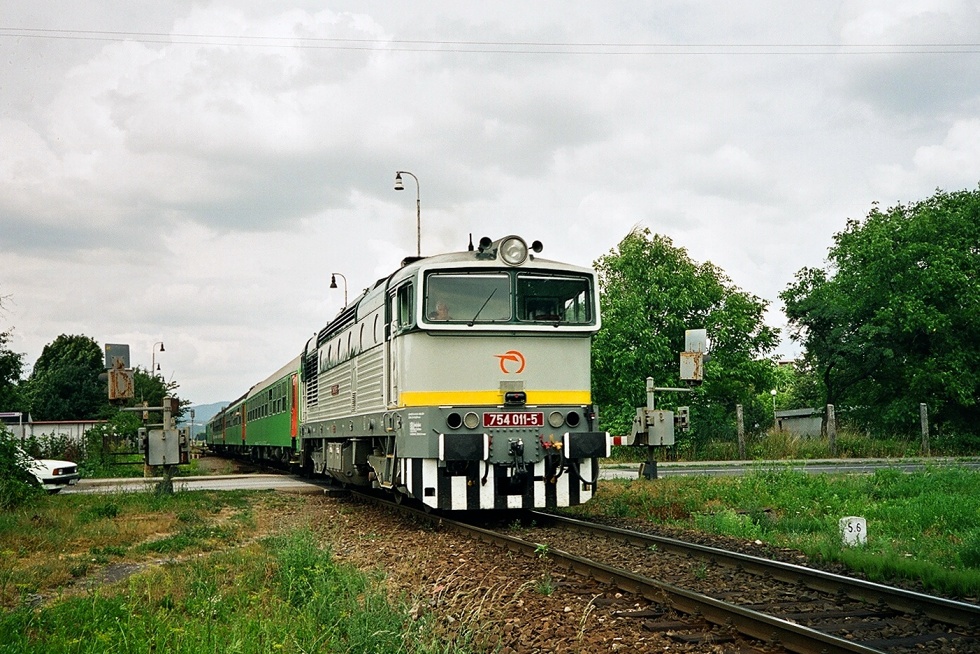 754 011-5
