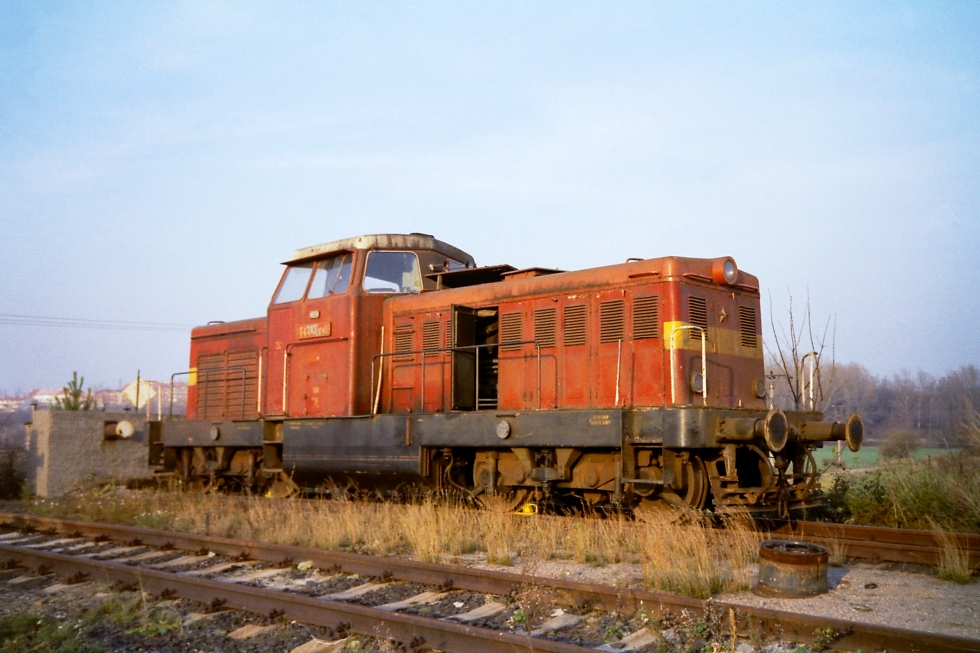 725 038-4