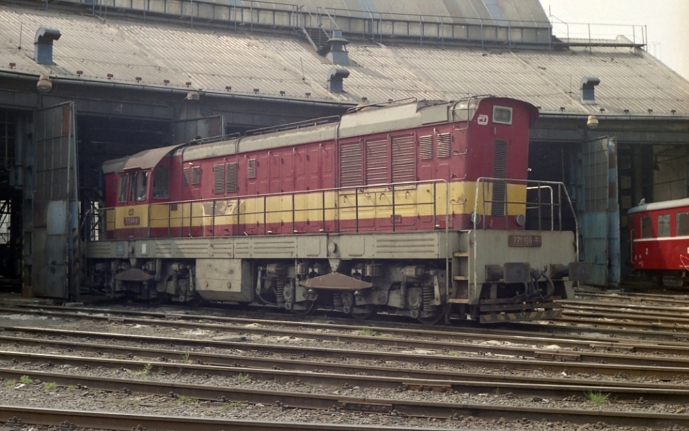 771 108-8