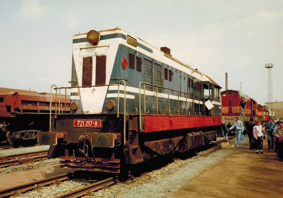 721 217-8