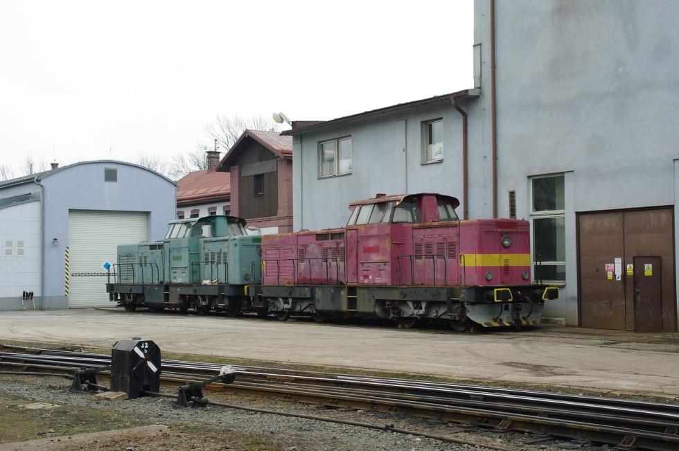 726 562-2