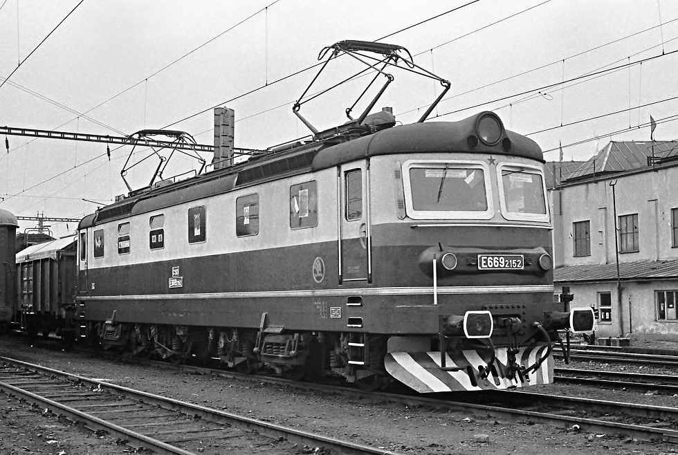 E669.2152
