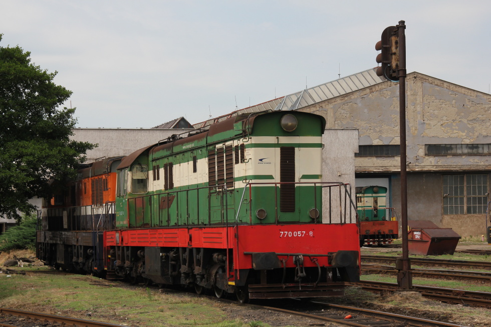 770 057-8