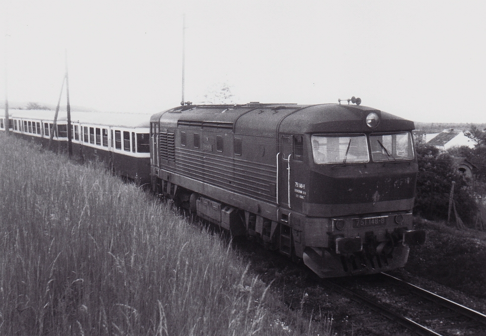 751 148-8