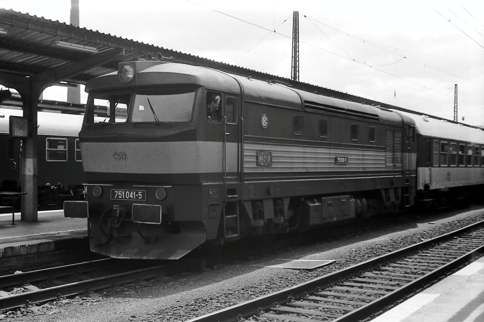 751 041-5