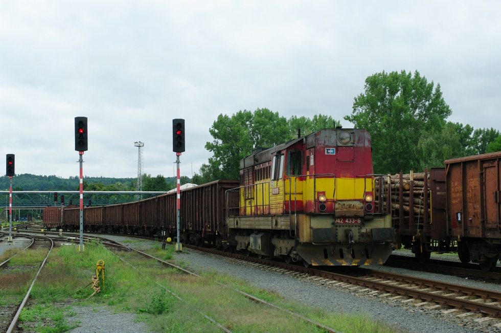 742 433-6