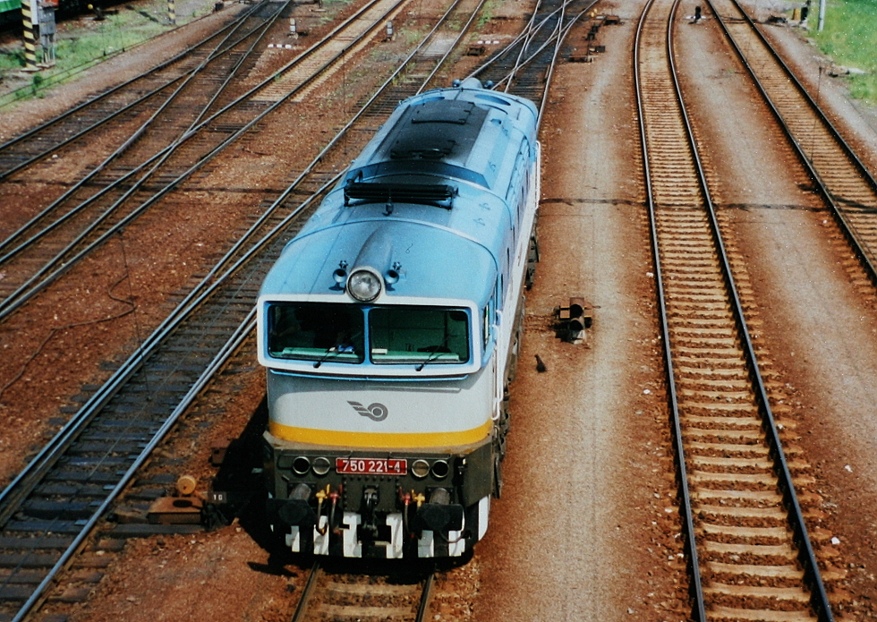 750 221-4