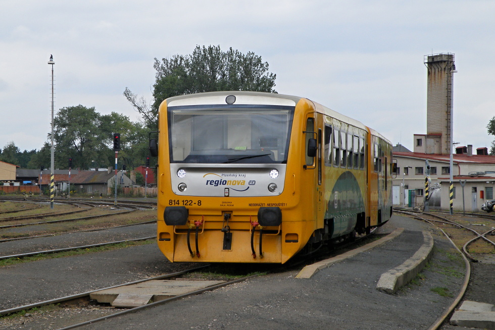 814 122-8