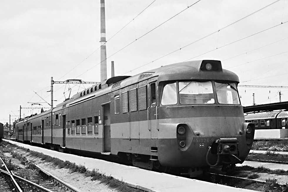 451 026-9
