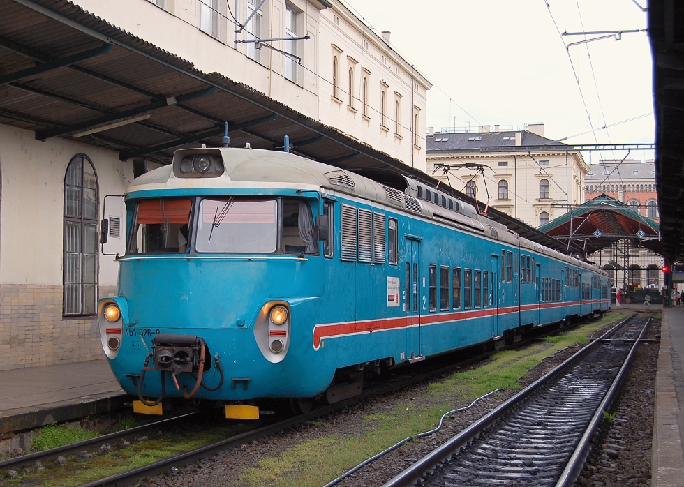 451 026-9