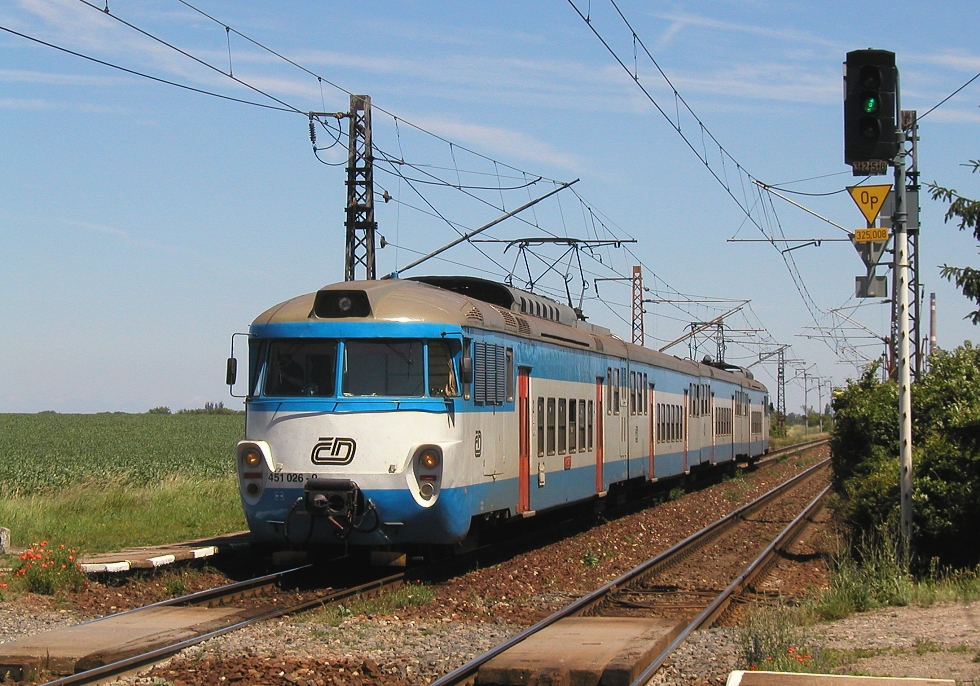 451 026-9