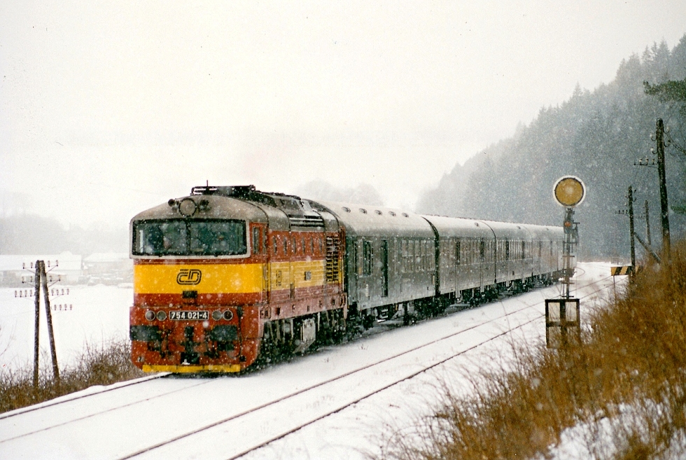 754 021-4