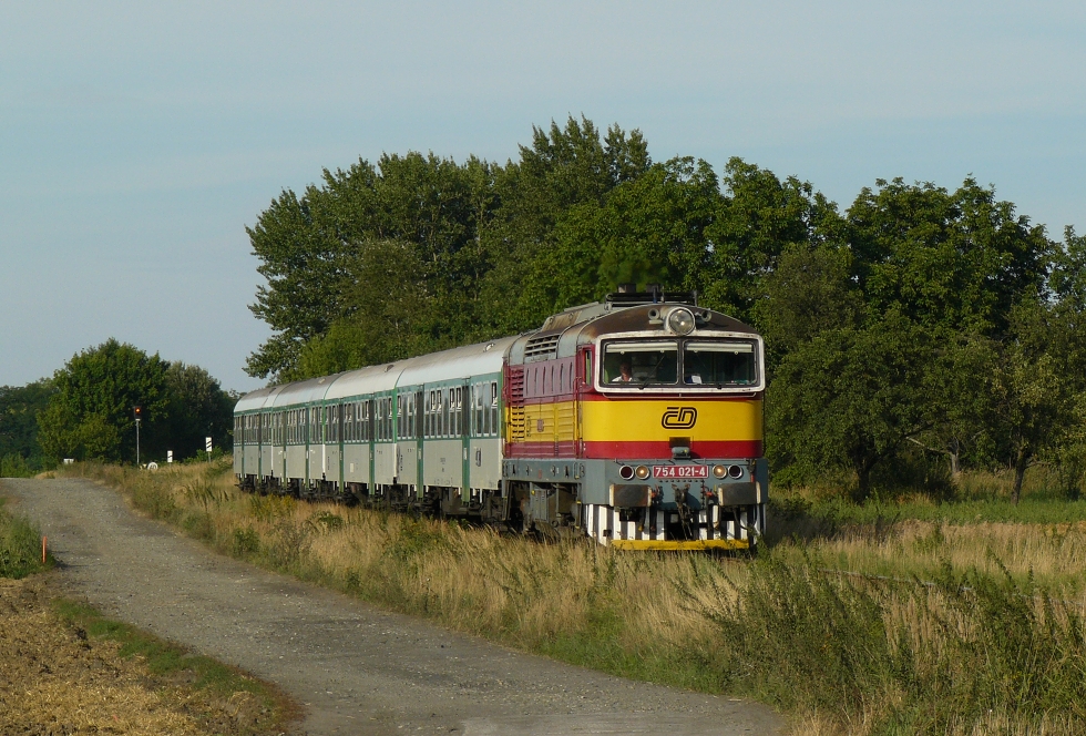 754 021-4