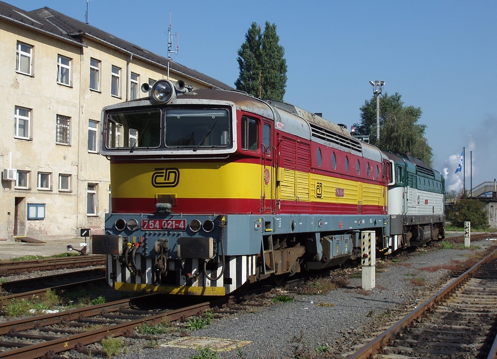 754 021-4