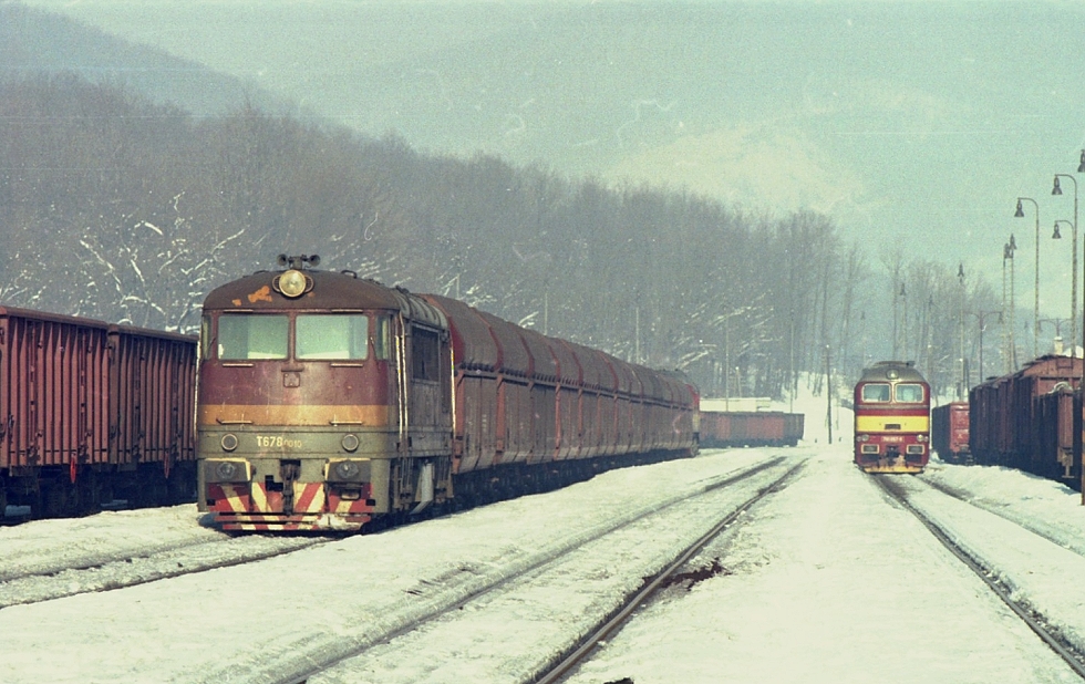 775 010-2
