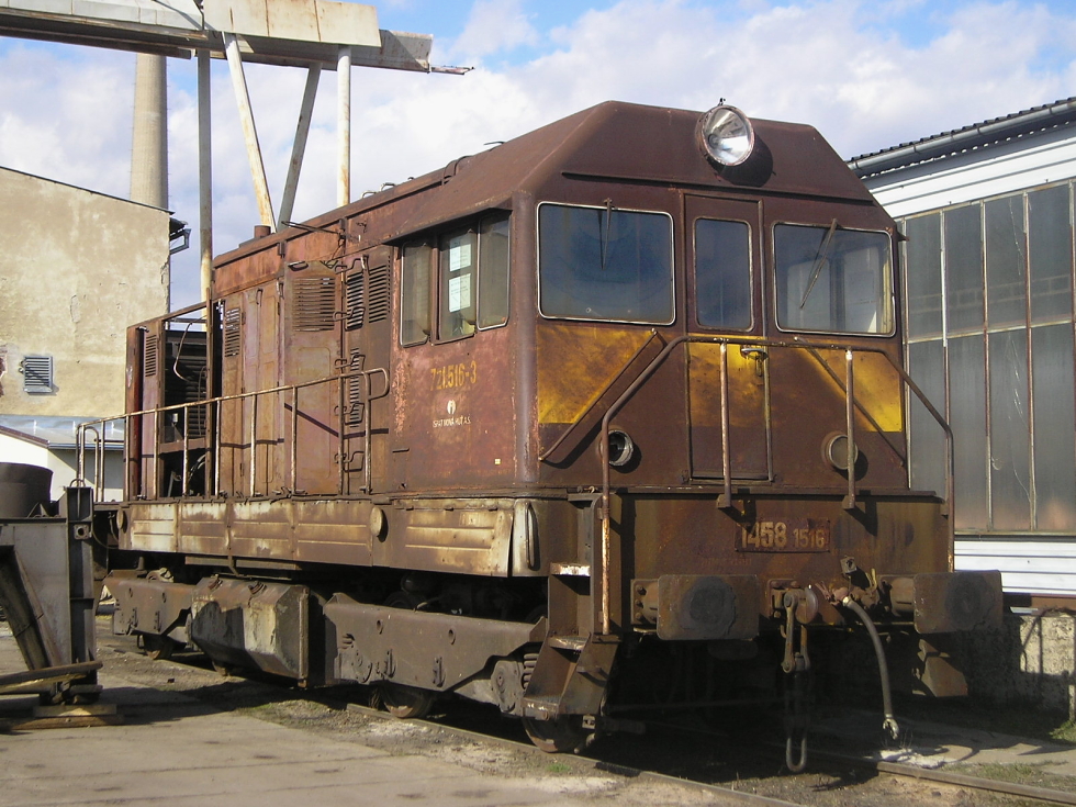 721 516-3