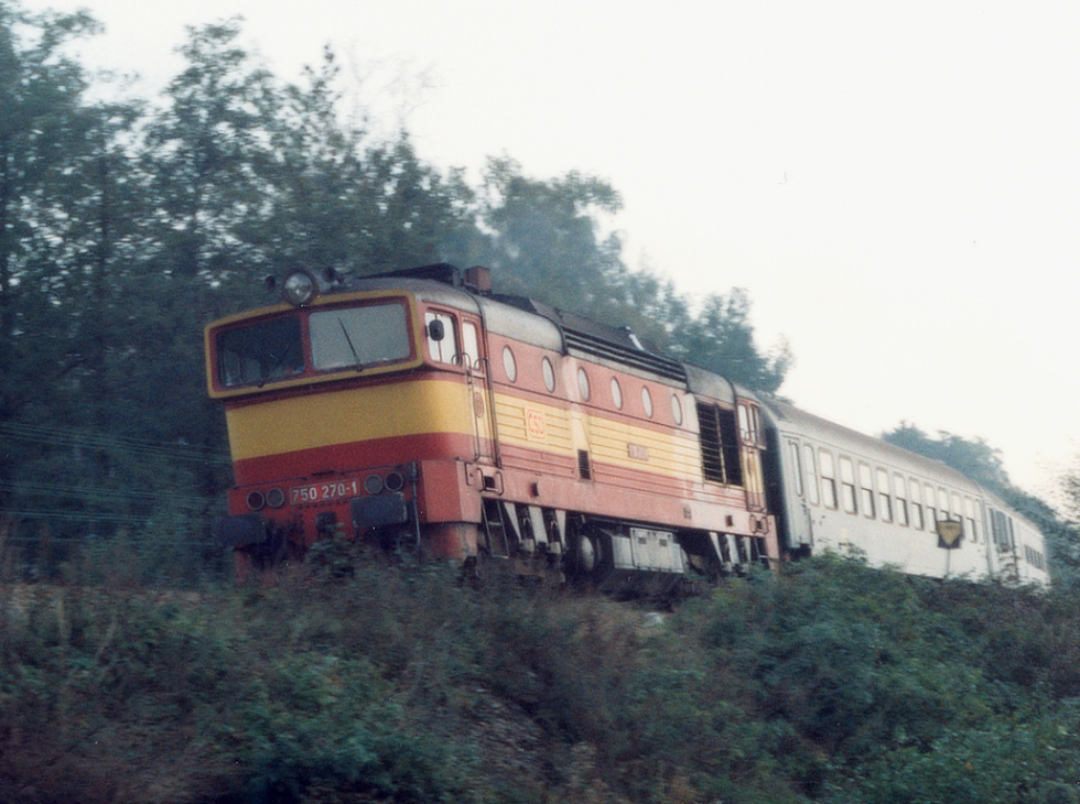 750 270-1