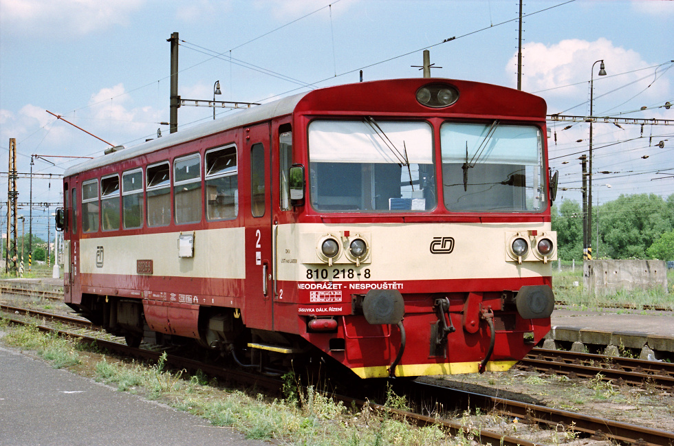 810 218-8
