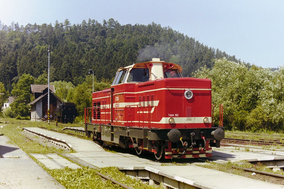 T444.162
