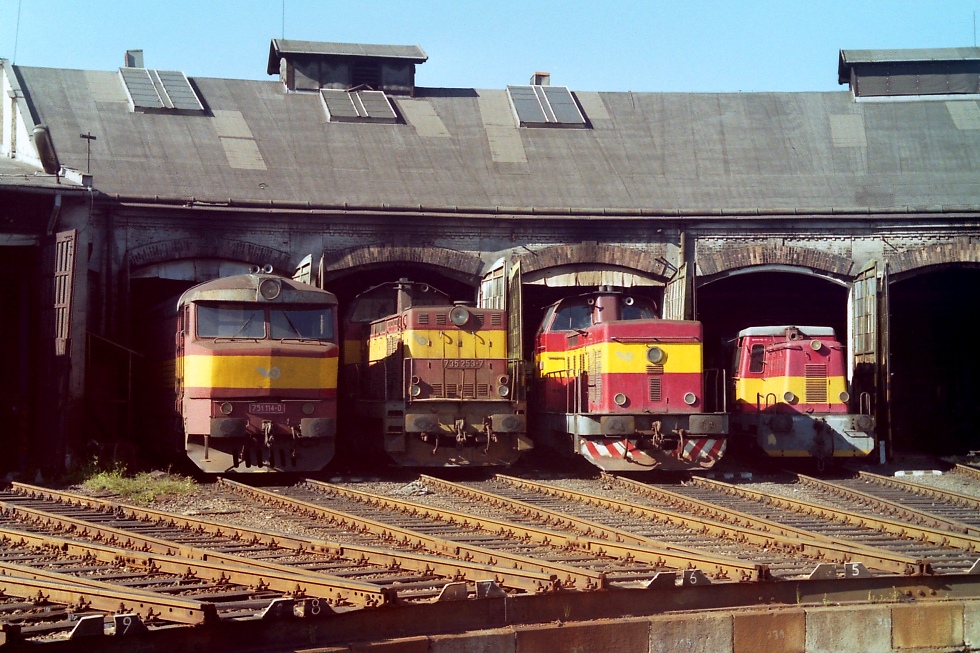 751 114-0
