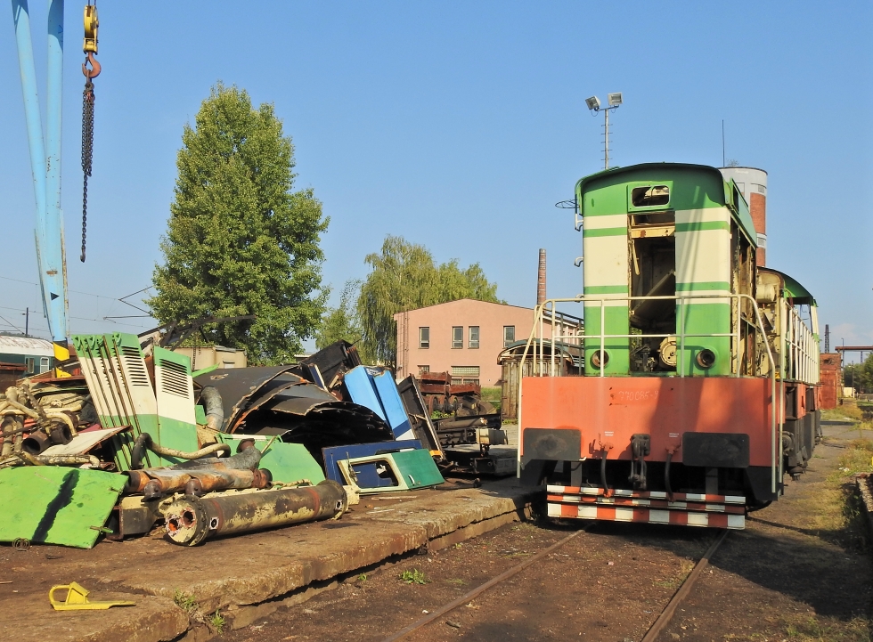770 085-9