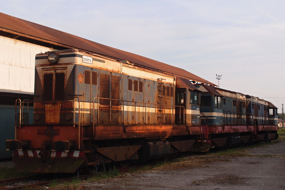 721 077-6