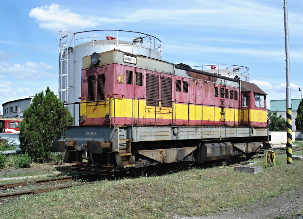 721 081-8