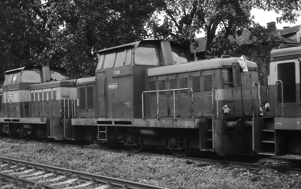 710 039-9