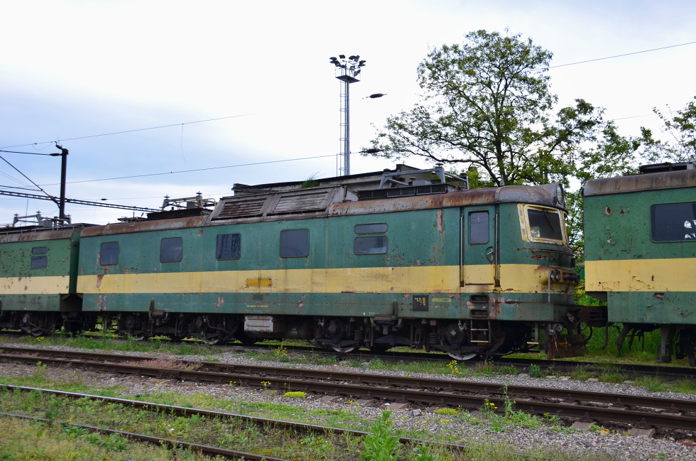 125 808-6
