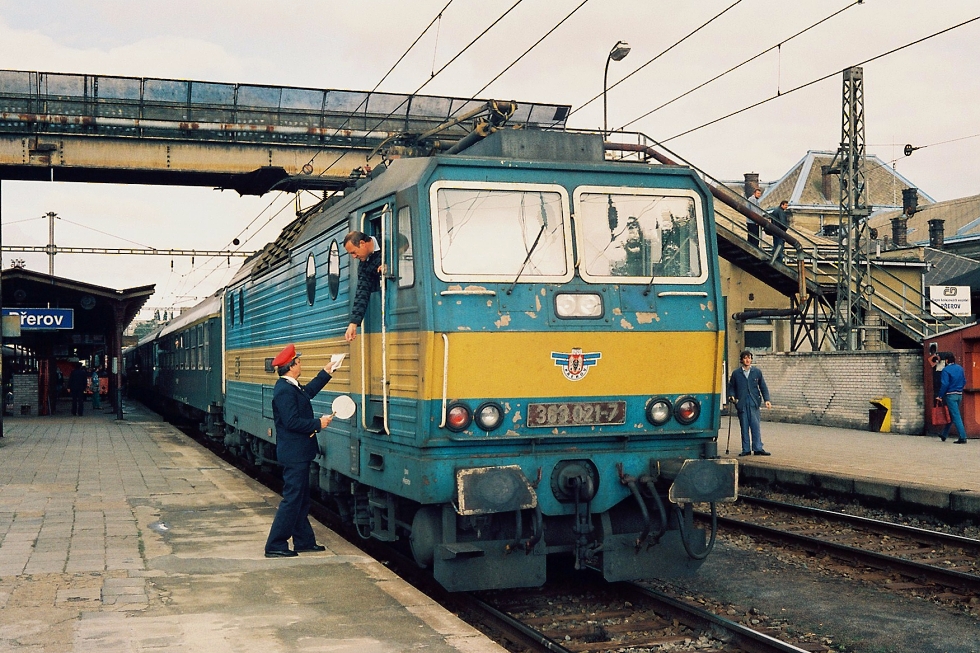 363 021-7