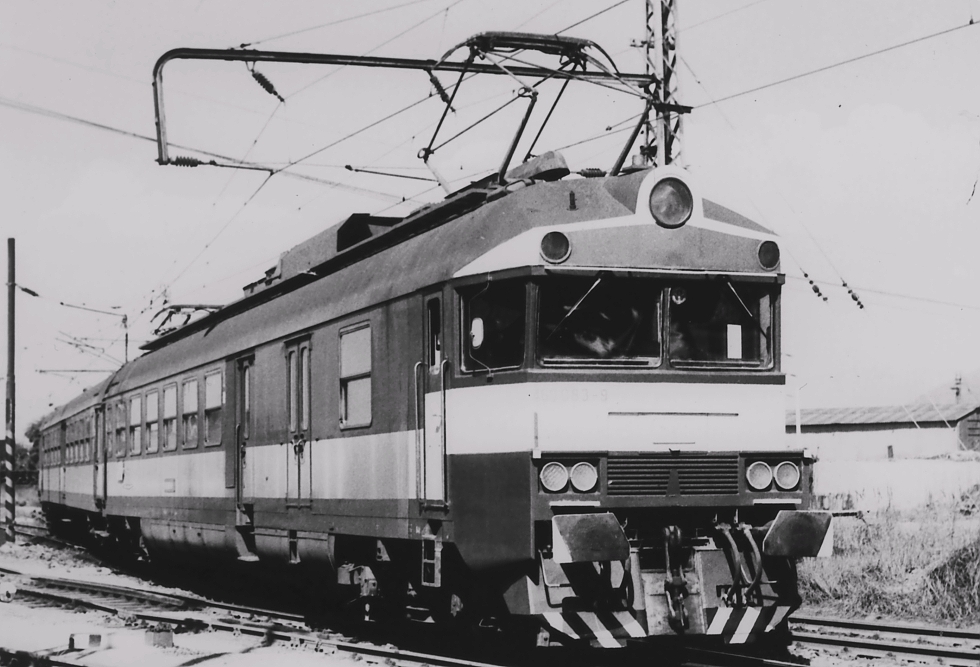 460 083-9