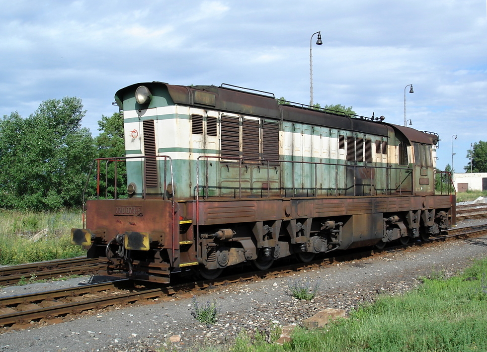 770 073-5