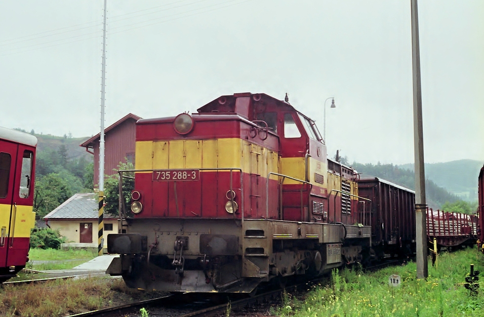 735 288-3