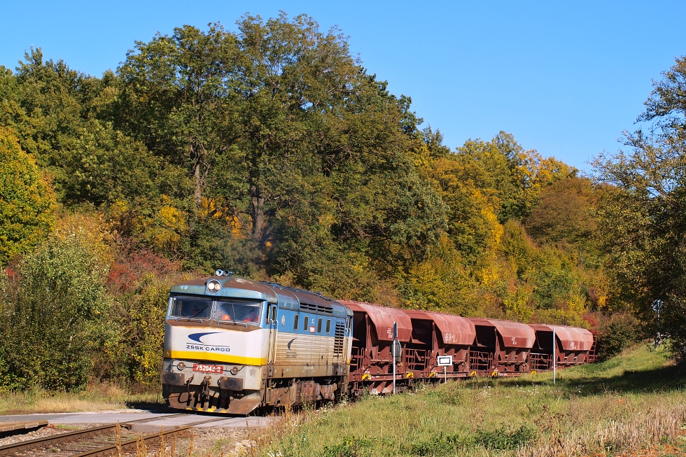752 048-9