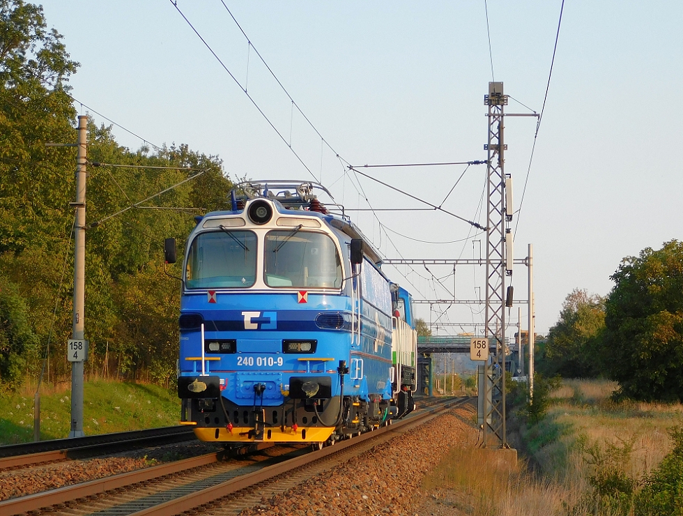240 010-9