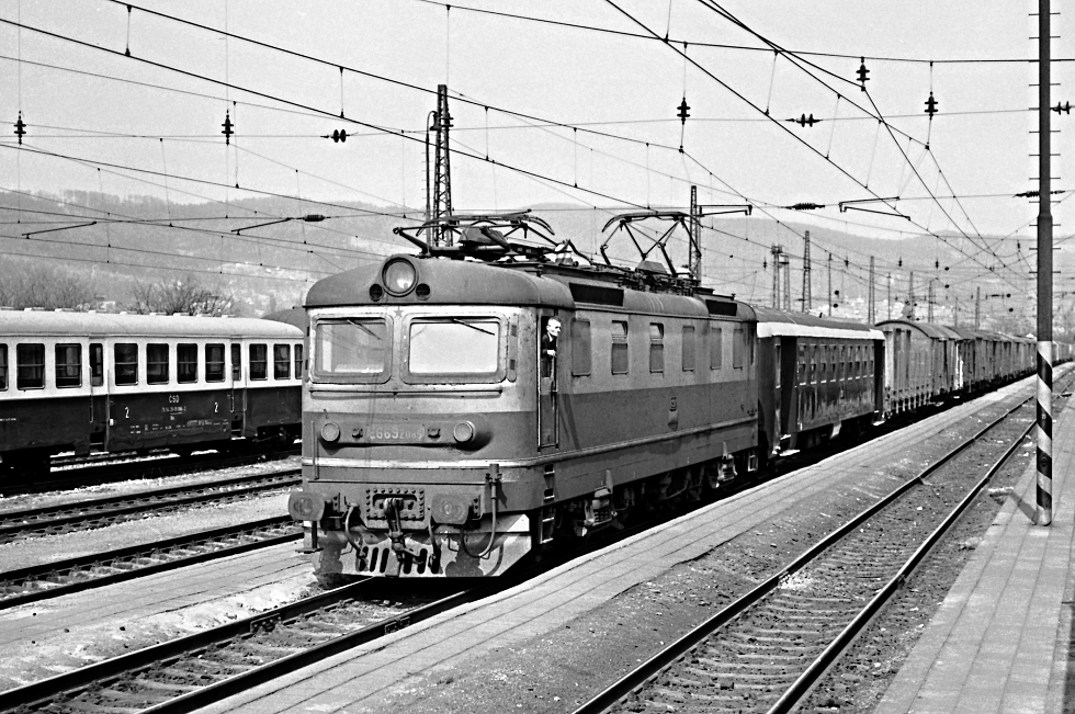 E669.2085