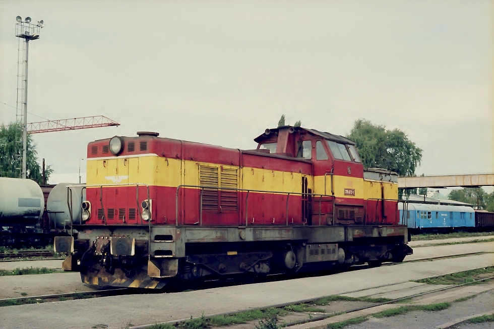 735 072-1