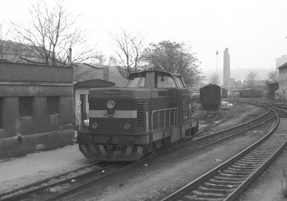 T444.0230